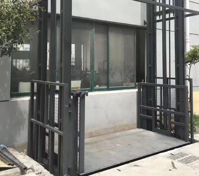 驻马店导轨式施工升降机助力民生工程提速增效